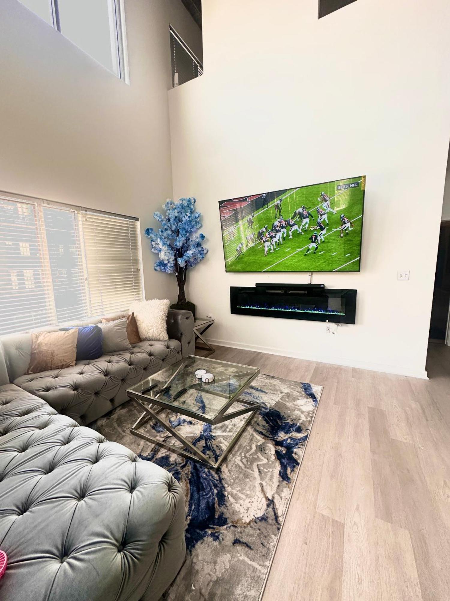 شقة Grand 3Br Loft In Atlantic Station أتلانتا المظهر الخارجي الصورة